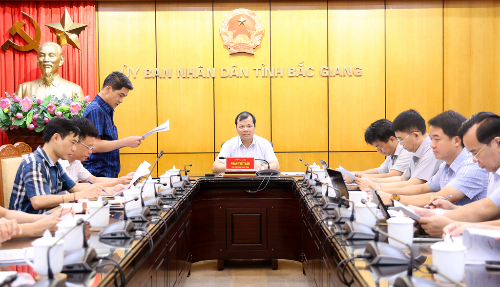 Focus on removing difficulties and speeding up implementation of investment projects on...|https://en.bacgiang.gov.vn/vi_VN/detailed-news/-/asset_publisher/MVQI5B2YMPsk/content/focus-on-removing-difficulties-and-speeding-up-implementation-of-investment-projects-on-construction-and-business-of-industrial-zone-infrastructure
